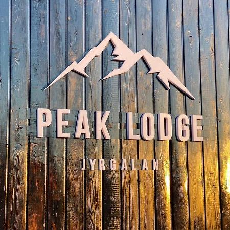 Peak Lodge Jyrgalan Exteriör bild