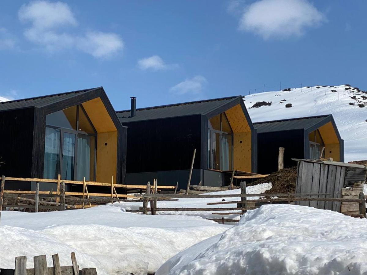 Peak Lodge Jyrgalan Exteriör bild